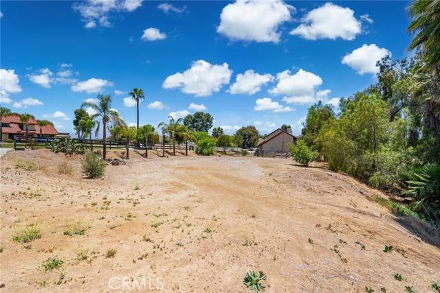 Riverside, CA 92504,18085 Golden Leaf Lane