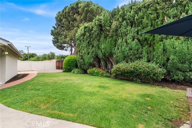 North Tustin, CA 92705,1161 Ravencrest Road