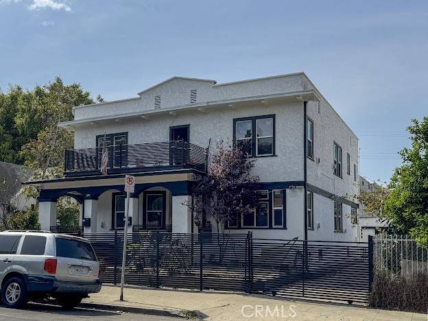 Los Angeles, CA 90057,515 S Coronado Street