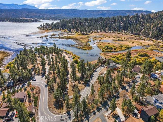 Fawnskin, CA 92333,39337 Garden