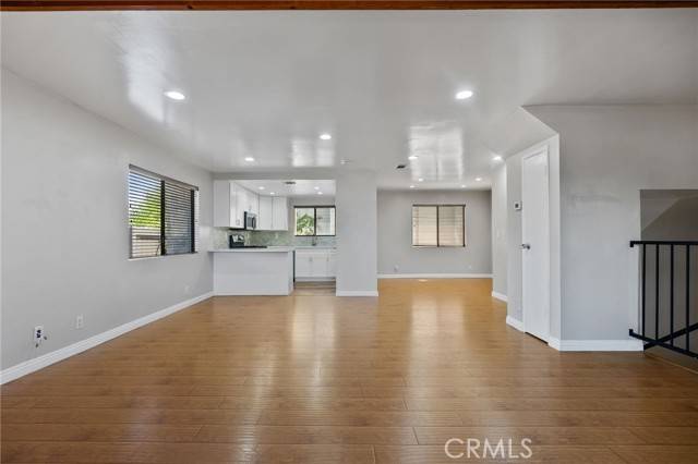 Signal Hill, CA 90755,2621 E 20th Street #12