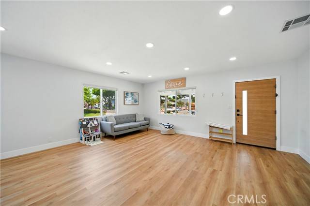 Montebello, CA 90640,149 N Vail Avenue
