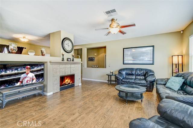 Eastvale, CA 92880,6174 Risingstar Drive