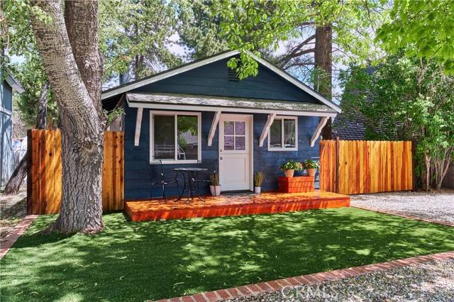 Big Bear City, CA 92314,709 W Country Club Boulevard