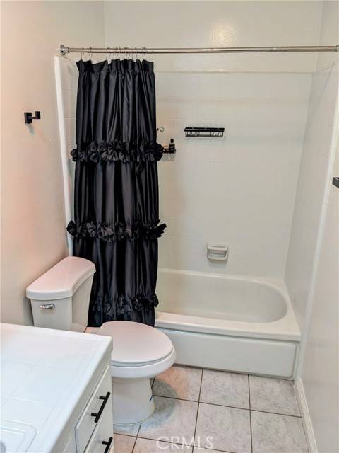 Torrance, CA 90501,2758 Orange Avenue #16