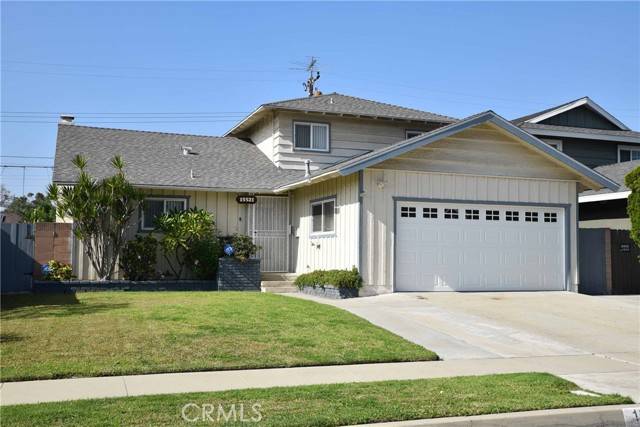 Norwalk, CA 90650,15521 Benfield Avenue