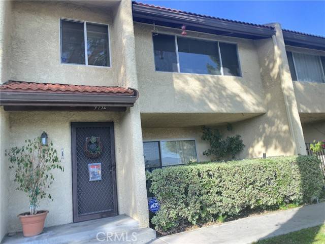 Burbank, CA 91504,9732 Via Roma