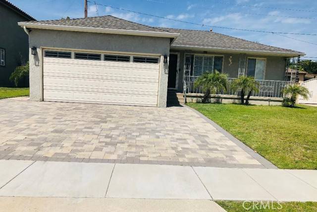 Santa Fe Springs, CA 90670,11619 Parkmead Street