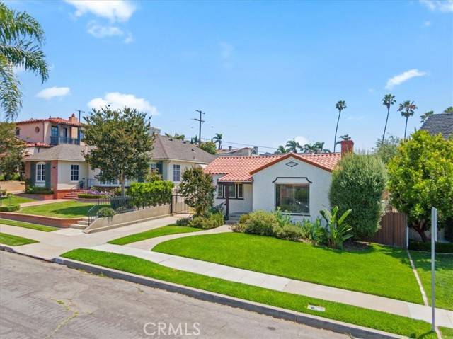 Long Beach, CA 90803,258 Saint Joseph Avenue