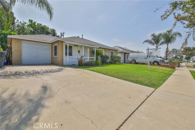 Bellflower, CA 90706,13912 Regentview Avenue