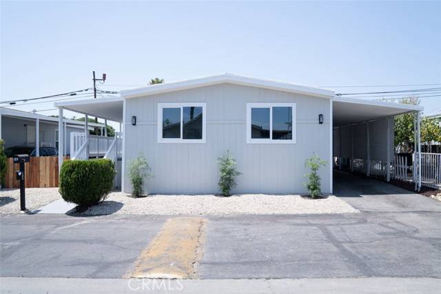 Rialto, CA 92376,250 N Linden #207