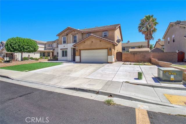 Eastvale, CA 92880,12851 Oakdale Street