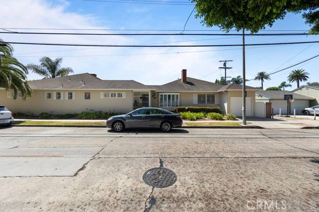 Long Beach, CA 90803,275 Belmont Avenue