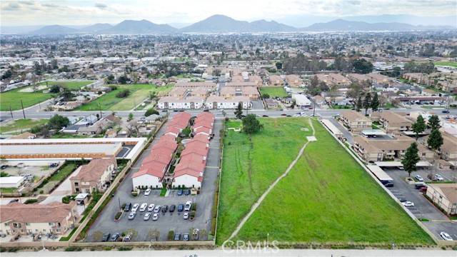 Fontana, CA 92335,16410 Arrow