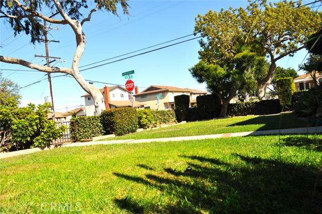 Hawthorne, CA 90250,4302 W 138th Street