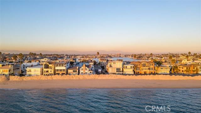 Long Beach, CA 90803,29 68th Place