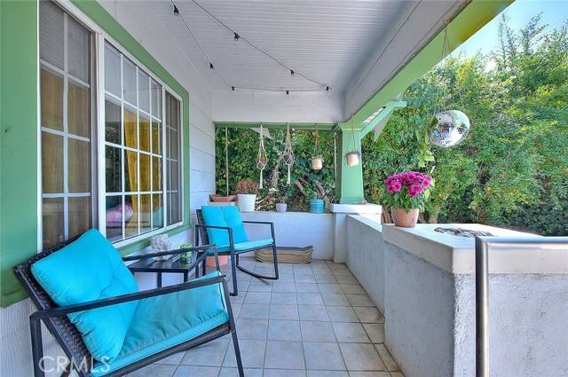 Los Angeles, CA 90042,219 S Avenue 60
