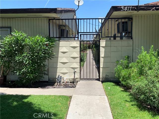 Anaheim, CA 92804,3411 W Orange Avenue #17