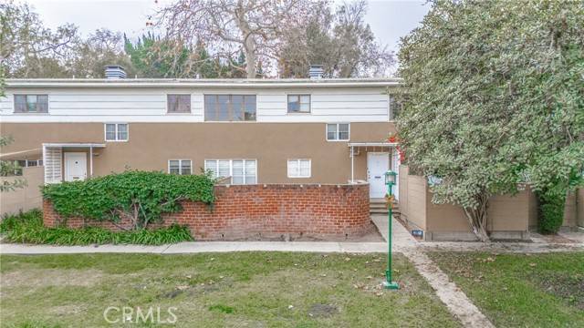 Los Angeles, CA 90016,5389 Village