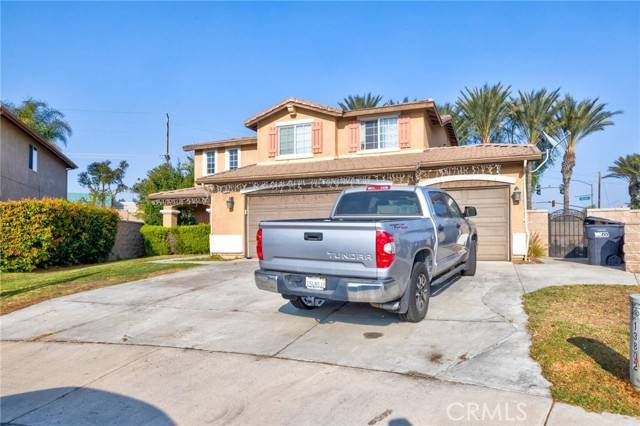 Eastvale, CA 92880,13812 Hollywood Avenue