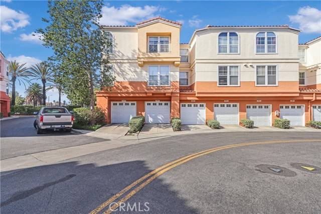 Anaheim Hills, CA 92808,1095 S San Marino Way