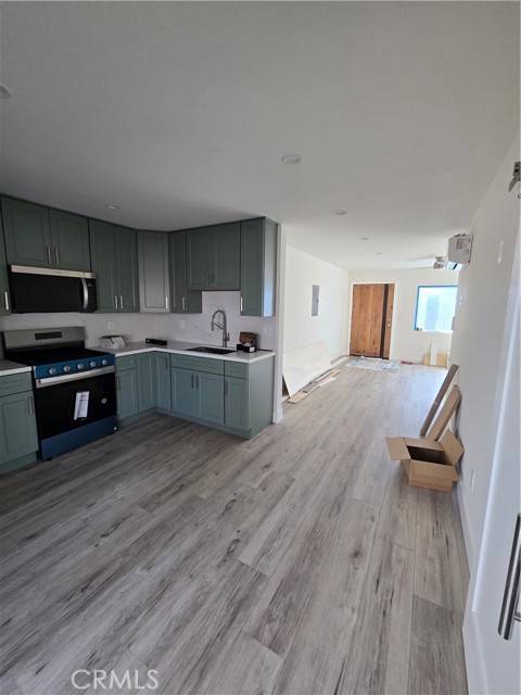 Norwalk, CA 90650,14306 Crossdale #A