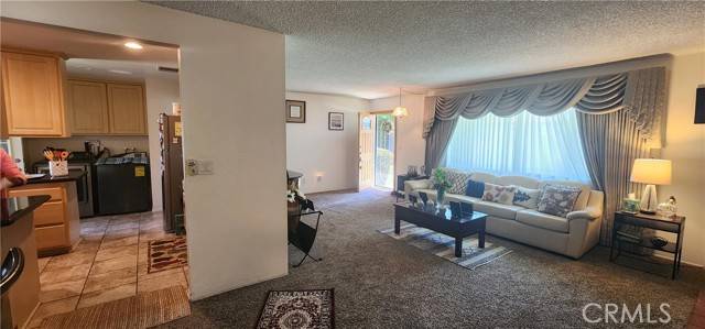 Altadena, CA 91001,2243 Casitas Avenue