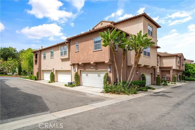 Irvine, CA 92603,109 Reunion