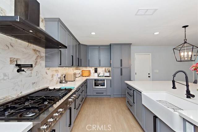 Claremont, CA 91711,2105 Oxford Avenue