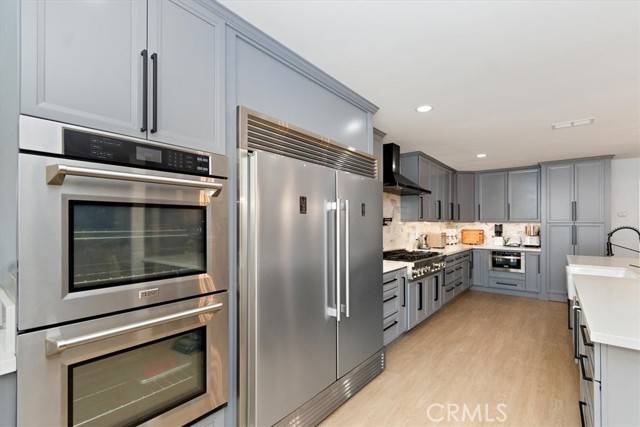 Claremont, CA 91711,2105 Oxford Avenue