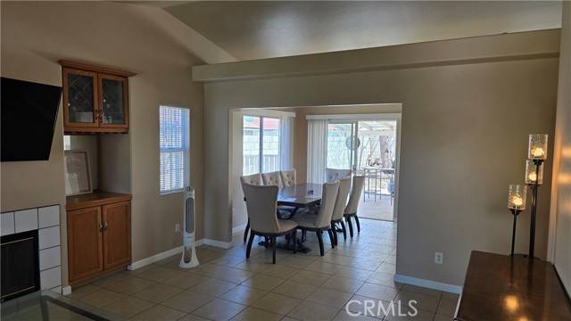 Fontana, CA 92335,8975 Beech Avenue