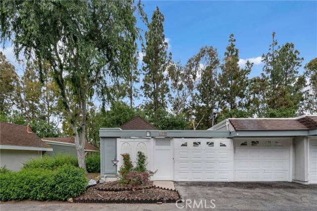 Laguna Hills, CA 92653,22095 Caminito Amor