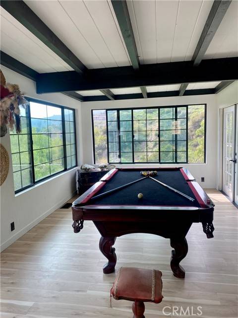 Chatsworth, CA 91311,9552 Ventura Way