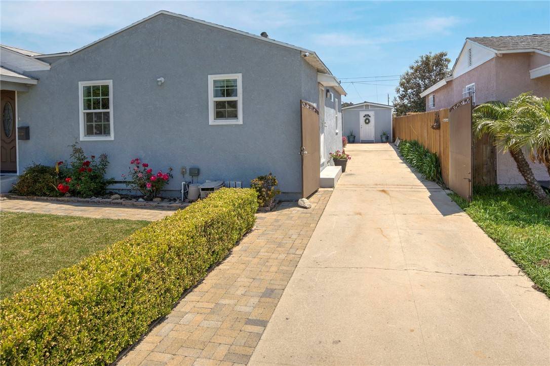 Compton, CA 90059,2030 N Keene Avenue
