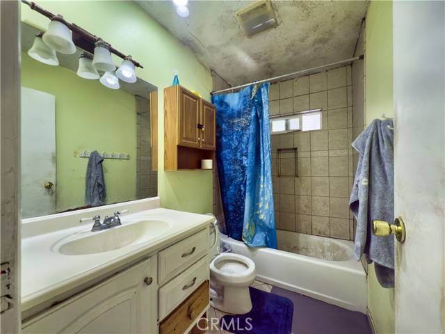 San Diego, CA 92119,6352 Budlong Lake Avenue