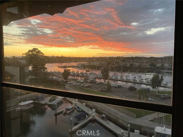 Long Beach, CA 90803,5327 Marina Pacifica Drive #Key19