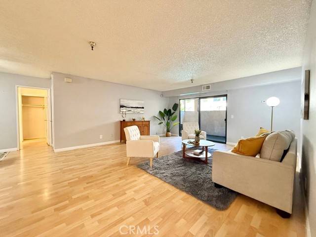 Long Beach, CA 90815,4142 E Mendez Street #132
