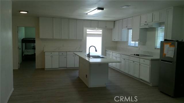 Long Beach, CA 90806,2420 Maine Avenue