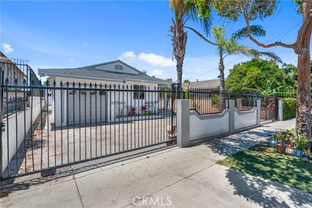 Santa Ana, CA 92703,314 N Jackson Street