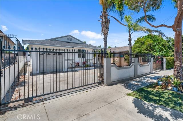 Santa Ana, CA 92703,314 N Jackson Street