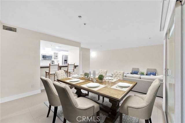 Newport Beach, CA 92663,260 Cagney Lane #105