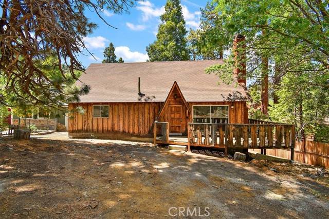 Wrightwood, CA 92397,420 Lark Road