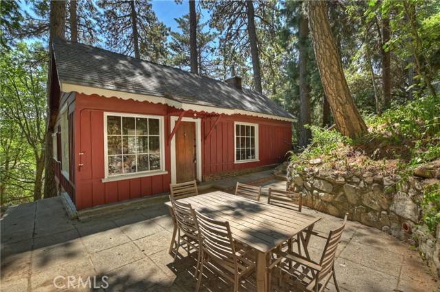 Crestline, CA 92325,985 Coulter Pine Road