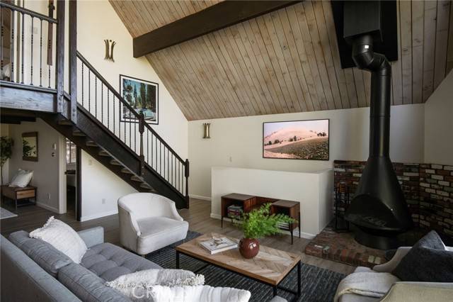 Lake Arrowhead, CA 92352,832 Rhine Road