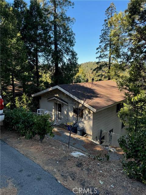 Crestline, CA 92325,24058 Cresta Drive