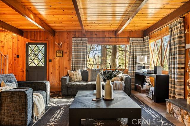 Lake Arrowhead, CA 92352,170 S Fairway Drive
