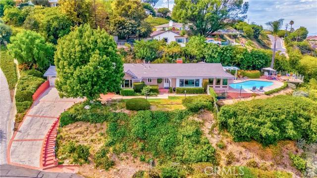 Rancho Palos Verdes, CA 90275,27 Stallion Road