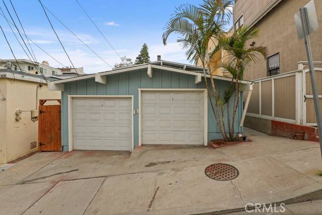 Hermosa Beach, CA 90254,818 Cypress Avenue