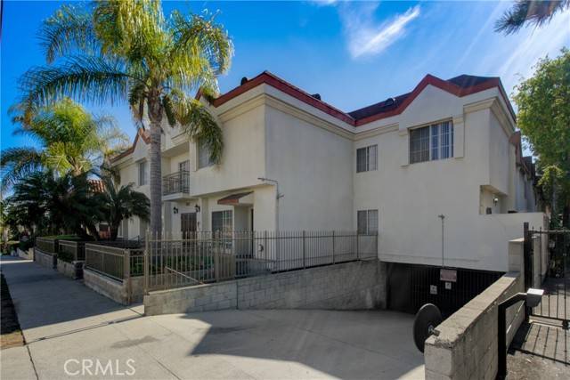 Inglewood, CA 90302,856 W Beach Avenue #19