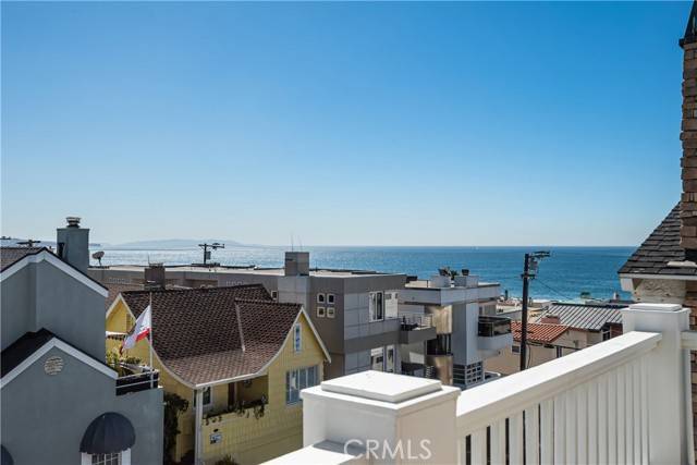 Manhattan Beach, CA 90266,233 5th Street